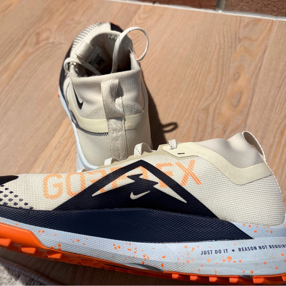 Nike React Pegasus Trail 4 Gote-Tex shoes “like new”(DJ7926 004)